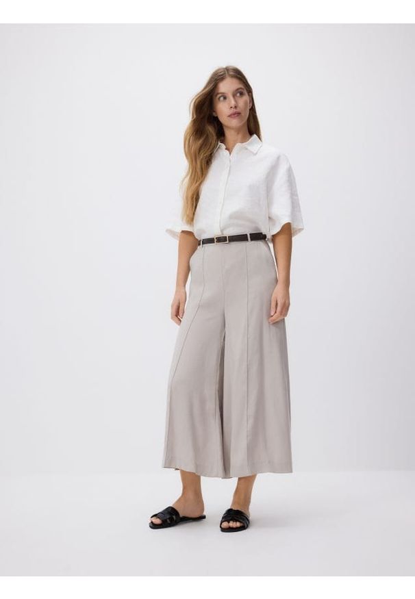 Reserved - Spodnie culotte z modalu - brązowy. Kolor: brązowy