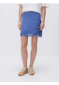 Reserved - Spódnica z koronką - niebieski. Kolor: niebieski. Materiał: koronka. Wzór: koronka