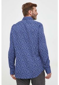 TOMMY HILFIGER - Tommy Hilfiger koszula bawełniana męska kolor granatowy slim z kołnierzykiem włoskim. Typ kołnierza: kołnierzyk włoski. Kolor: niebieski. Materiał: bawełna #3