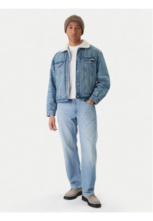 Calvin Klein Jeans Kurtka jeansowa 90s Sherpa LV04RD737G Niebieski Regular Fit. Kolor: niebieski. Materiał: bawełna
