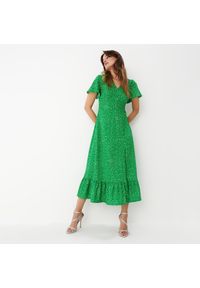 Mohito - Zielona sukienka midi w kropki - Zielony. Kolor: zielony. Wzór: kropki. Długość: midi #1