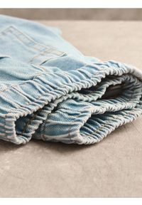 Reserved - Jeansy straight fit - niebieski. Kolor: niebieski