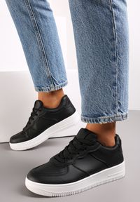 Born2be - Czarno-Białe Sneakersy Sznurowane Finos. Okazja: na co dzień. Kolor: czarny. Materiał: jeans. Sport: fitness #4