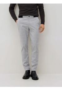 Reserved - Spodnie chino slim fit - jasnoszary. Kolor: szary. Materiał: wiskoza, tkanina