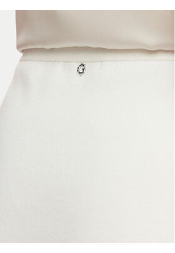 Guess Spódnica mini W6RD75 Z4422 Écru Regular Fit. Kolor: kremowy. Materiał: wiskoza