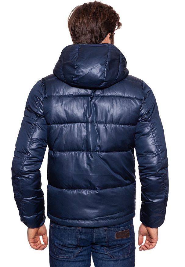 Lee - KURTKA ZIMOWA LEE LOCO PUFFER NAVY L87NWS35. Typ kołnierza: kołnierzyk stójkowy. Materiał: materiał. Sezon: zima