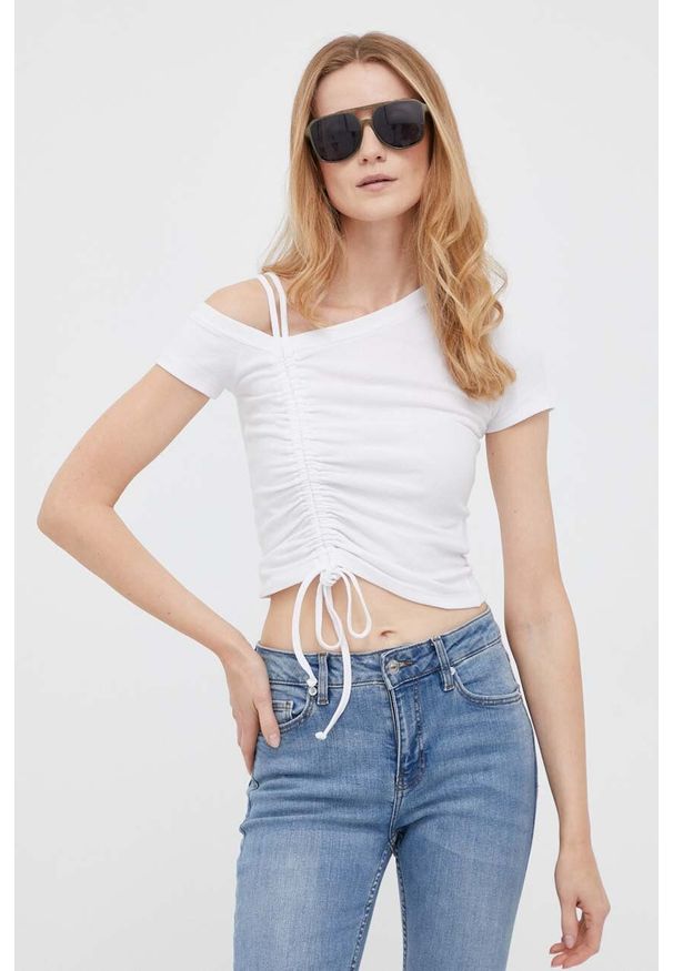 Pepe Jeans t-shirt Alexa damski kolor biały. Kolor: biały. Materiał: dzianina, prążkowany