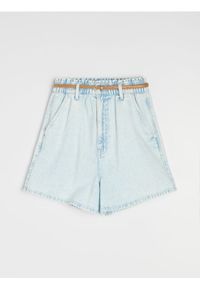 Sinsay - Szorty jeansowe paperbag z paskiem - niebieski. Kolor: niebieski. Materiał: jeans