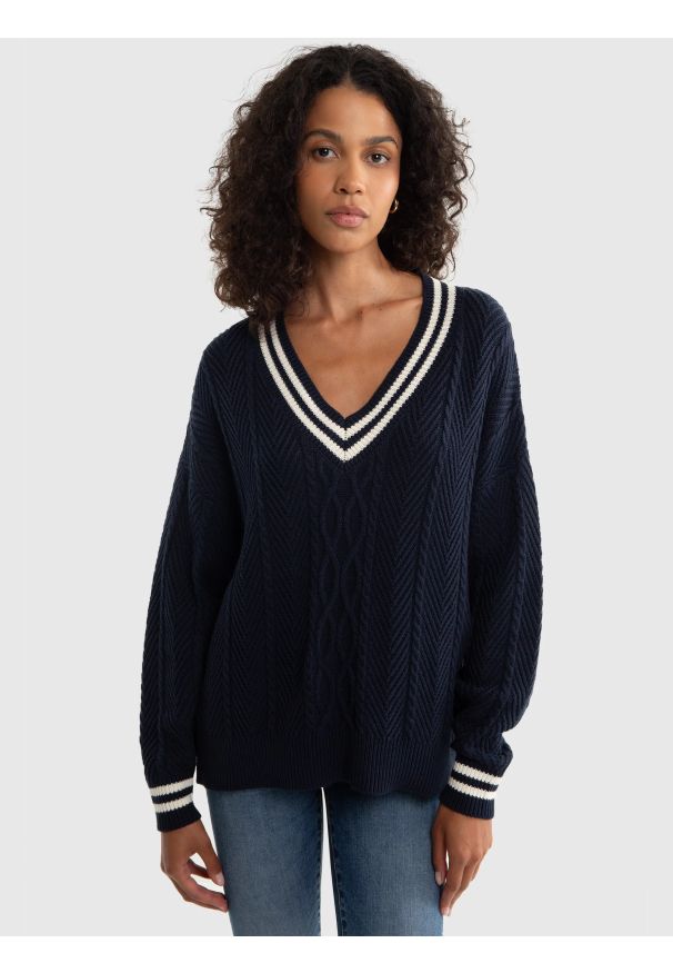 Big-Star - Sweter damski z wiskozy z dekoltem v-neck granatowy Cyntylia 403. Okazja: na co dzień. Typ kołnierza: dekolt w kształcie V. Kolor: niebieski. Materiał: wiskoza. Wzór: ze splotem. Styl: klasyczny, elegancki, casual