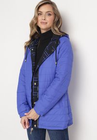 Born2be - Niebieska Dwustronna Kurtka z Kapturem z Lekkim Ociepleniem Siquila. Typ kołnierza: kaptur. Kolor: niebieski #4