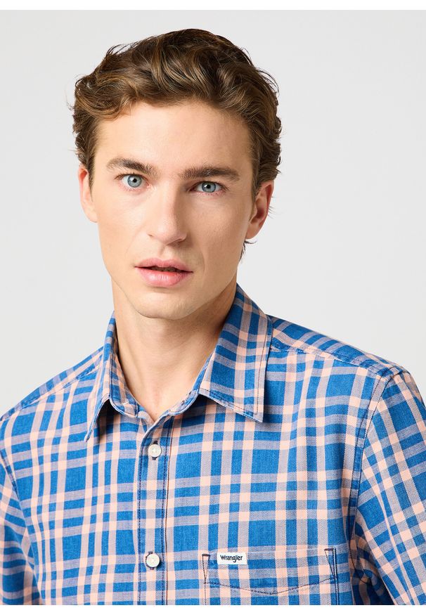 Wrangler - MESKA KOSZULA WRANGLER SS 1 PKT SHIRT FLAMINGO INDIGO 112362733