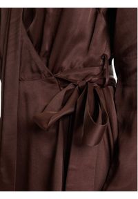 Marciano Guess Sukienka codzienna 5YGK28 7350A Brązowy Regular Fit. Okazja: na co dzień. Kolor: brązowy. Materiał: wiskoza. Typ sukienki: proste. Styl: casual #5