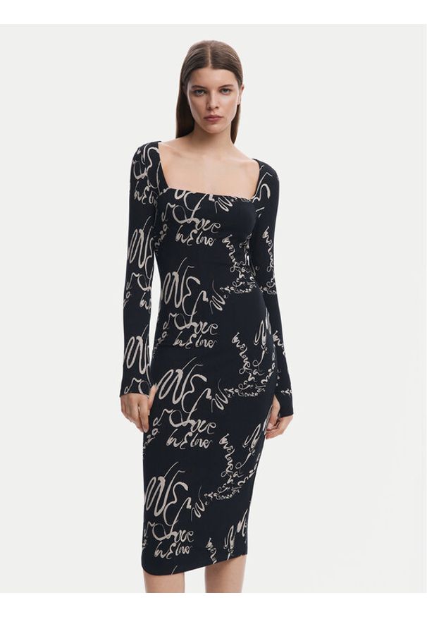 Desigual Sukienka codzienna 25SWVK05 Czarny Slim Fit. Okazja: na co dzień. Kolor: czarny. Materiał: syntetyk. Typ sukienki: proste. Styl: casual