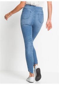 Dżinsy Super Skinny w krótszej długości, z połyskującym paskiem bonprix niebieski bleached. Kolor: niebieski. Długość: krótkie #3