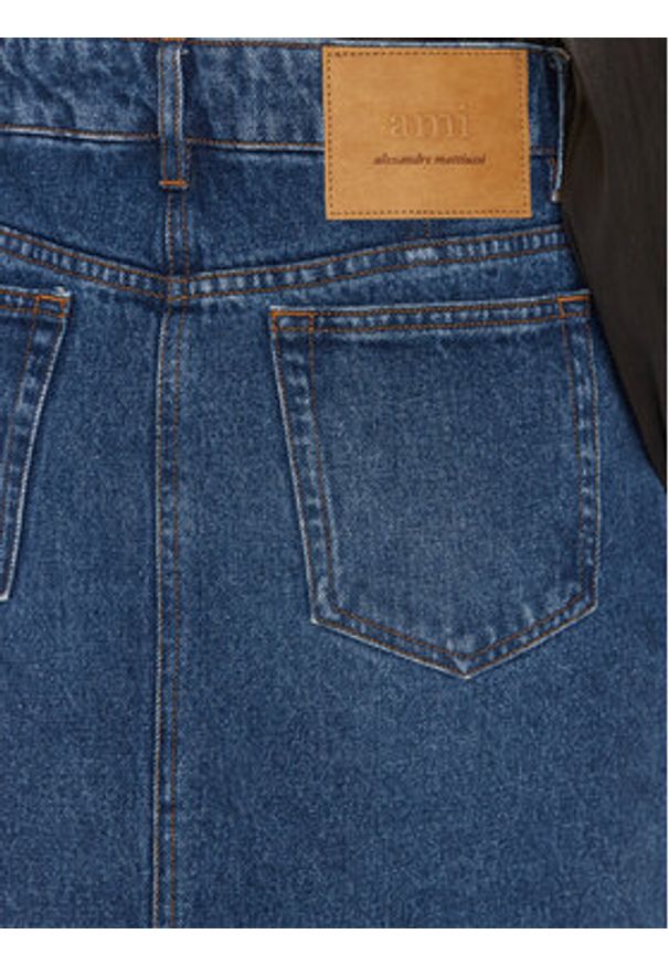 AMI PARIS - AMI Paris Spódnica jeansowa FSK235.DE0031 Niebieski Regular Fit. Kolor: niebieski. Materiał: bawełna