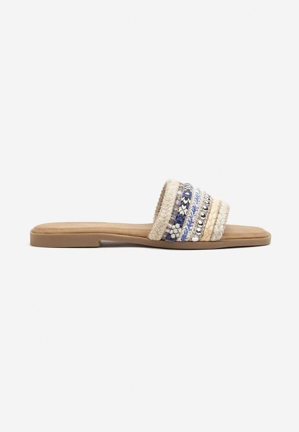 Born2be - Niebiesko-Beżowe Klapki z Plecionką w Stylu Boho i Nitami Karvisa. Okazja: na co dzień. Kolor: niebieski. Materiał: jeans. Sezon: wiosna, lato. Obcas: na płaskiej podeszwie. Styl: boho
