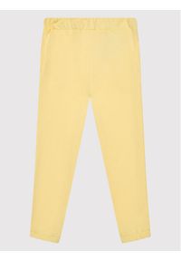 Name it - NAME IT Spodnie dresowe 13196271 Żółty Regular Fit. Kolor: żółty. Materiał: bawełna