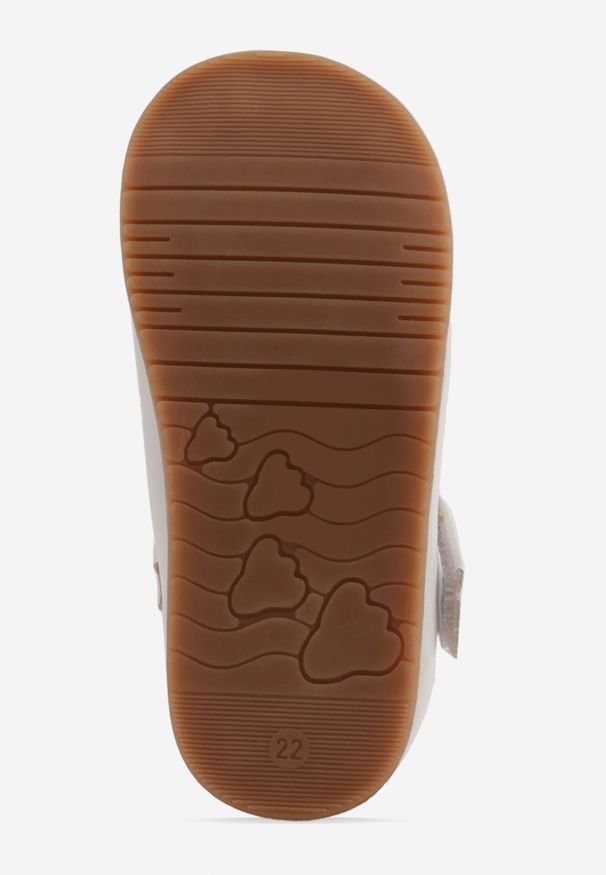 Born2be - Białe Lakierowane Balerinki z Paskiem na Rzep i Różą 3D Zelagia. Okazja: na uczelnię. Zapięcie: rzepy. Kolor: biały. Materiał: lakier