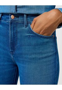 Wrangler - WRANGLER DAMSKIE SPODNIE JEANSOWE STRAIGHT AGATE BLUE 112356388 W26R017457 #6