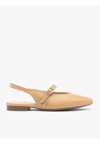 Ryłko - Beżowe czółenka bez pięty ze skóry licowej. Nosek buta: okrągły. Zapięcie: pasek. Kolor: beżowy. Materiał: skóra. Szerokość cholewki: normalna. Wzór: gładki. Sezon: lato. Styl: street, elegancki #1