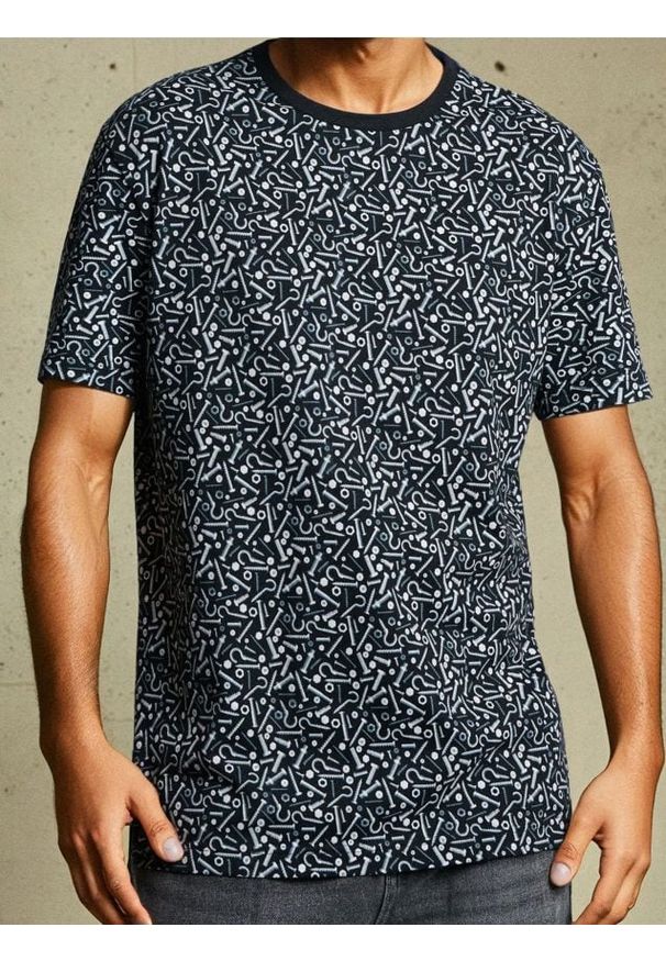 Sinsay - Koszulka z krótkim rękawem - czarny. Kolor: czarny. Długość rękawa: krótki rękaw. Długość: krótkie