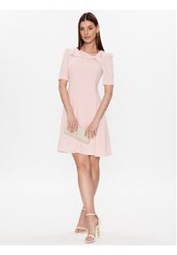 DKNY Sukienka koktajlowa DD2K1418 Różowy Regular Fit. Kolor: różowy. Materiał: syntetyk. Styl: wizytowy #5