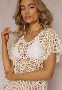 Renee - Beżowa Ażurowa Sukienka Plażowa z Bawełny Taymbeth. Okazja: na plażę. Kolor: beżowy. Materiał: bawełna. Wzór: ażurowy. Sezon: lato #4