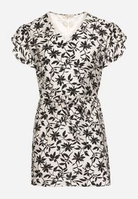 Born2be - Czarna Sukienka Wiązana Paskiem w Talii z Koronką Tolamira. Okazja: na co dzień. Typ kołnierza: dekolt w serek. Kolor: czarny. Materiał: koronka. Długość rękawa: krótki rękaw. Wzór: koronka. Typ sukienki: oversize. Styl: casual, elegancki #7