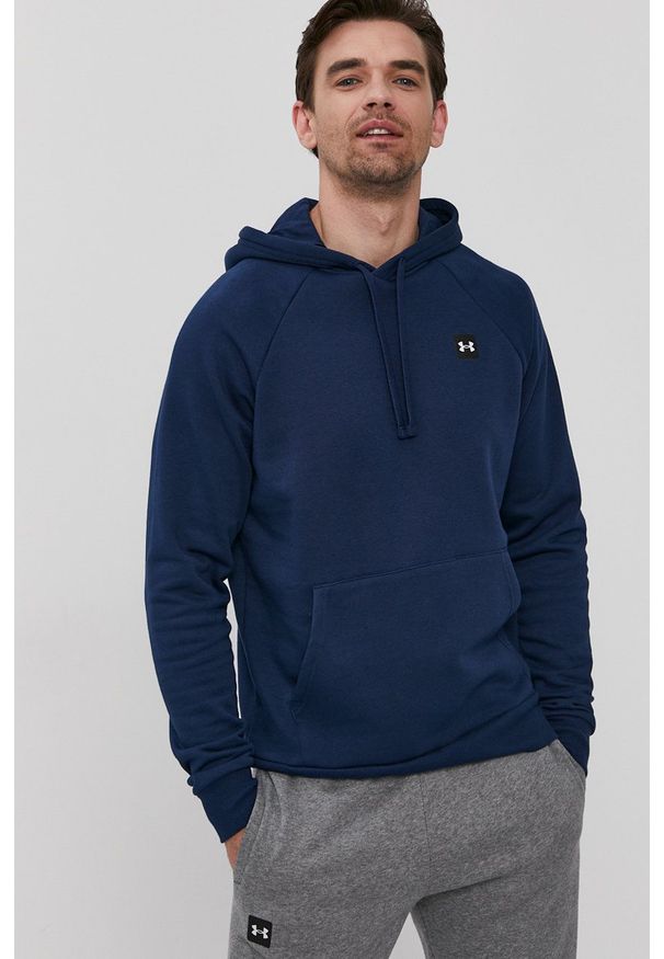 Under Armour Bluza 1357092 męska kolor granatowy z kapturem gładka. Okazja: na co dzień. Typ kołnierza: kaptur. Kolor: niebieski. Wzór: gładki. Styl: casual