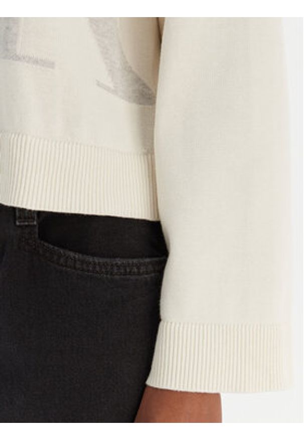 Calvin Klein Jeans Sweter Smooth LV047E304G Beżowy Regular Fit. Kolor: beżowy. Materiał: bawełna