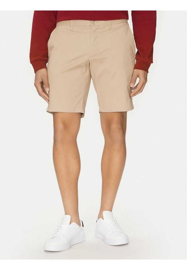 TOMMY HILFIGER - Tommy Hilfiger Szorty materiałowe Brooklyn MW0MW23563 Beżowy Regular Fit. Kolor: beżowy. Materiał: bawełna
