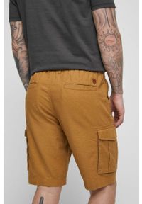 medicine - Medicine szorty lniane męskie kolor żółty. Kolor: żółty. Materiał: len. Wzór: gładki #2