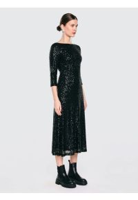 Big-Star - Sukienka damska midi cekinowa z rękawem 3/4 czarna Alex 906. Okazja: na imprezę. Kolor: czarny. Długość: midi #5