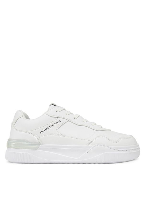 Armani Exchange Sneakersy XUX219 XV857 01015 Biały. Kolor: biały. Materiał: skóra