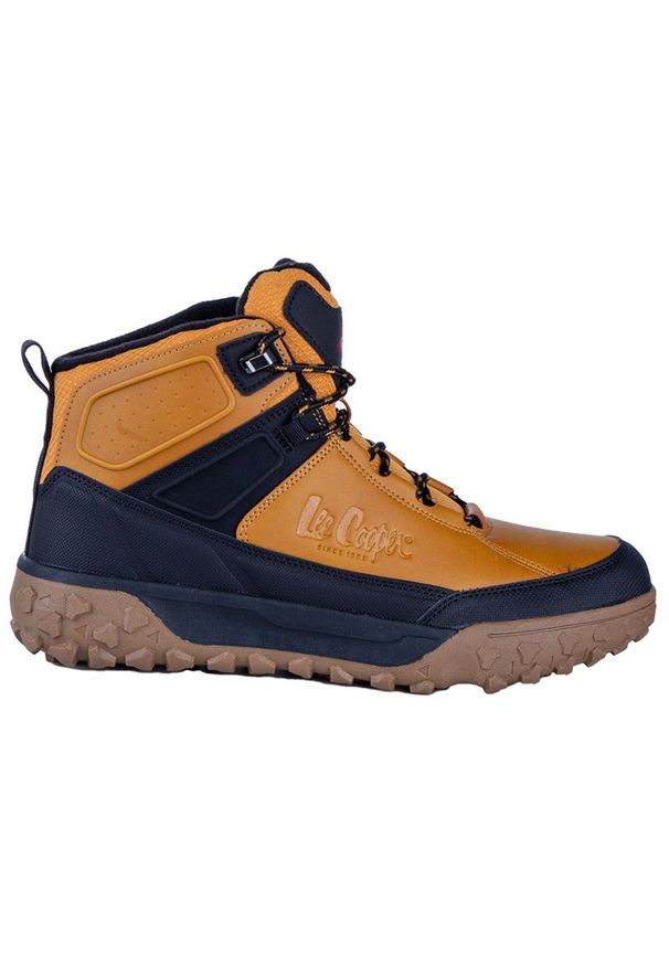 Buty Lee Cooper LCJ-24-01-2938MA - brązowe. Zapięcie: sznurówki. Kolor: brązowy. Materiał: materiał, polar, syntetyk, guma. Szerokość cholewki: normalna. Sezon: zima
