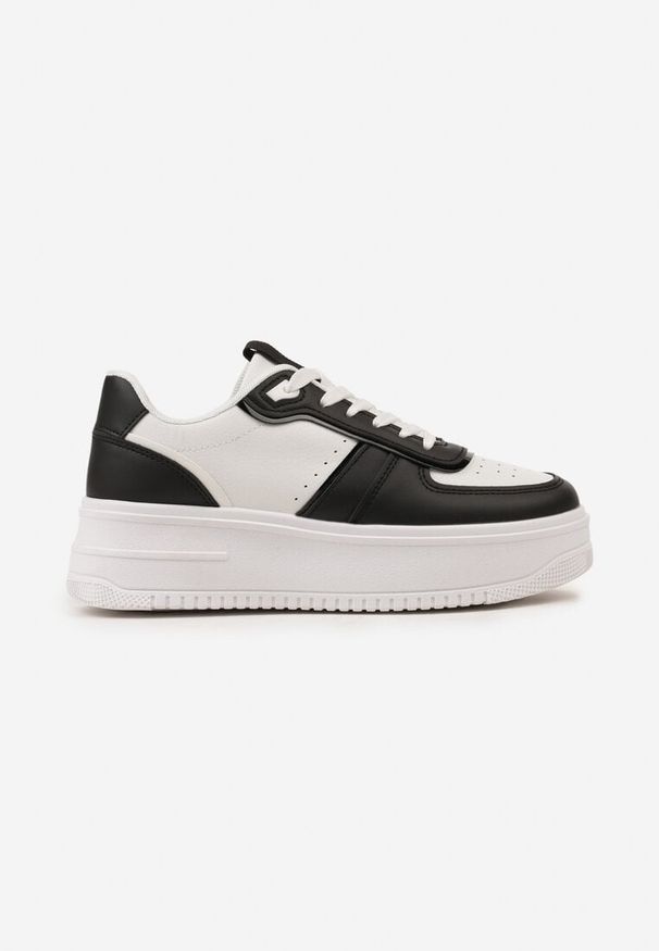 Born2be - Biało-Czarne Sneakersy z Perforacją na Grubej Podeszwie Alilah. Wysokość cholewki: przed kostkę. Kolor: biały. Materiał: materiał. Szerokość cholewki: normalna. Obcas: na platformie