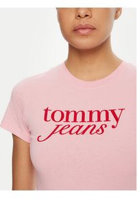 Tommy Jeans T-Shirt Essential DW0DW19447 Różowy Slim Fit. Kolor: różowy. Materiał: bawełna