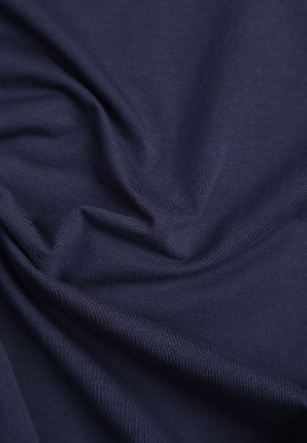 Renee - Granatowy Bawełniany T-shirt Ozdobiony po Bokach Rozcięciami Brinelle. Kolor: niebieski. Materiał: bawełna. Wzór: aplikacja. Sezon: lato. Styl: elegancki, sportowy