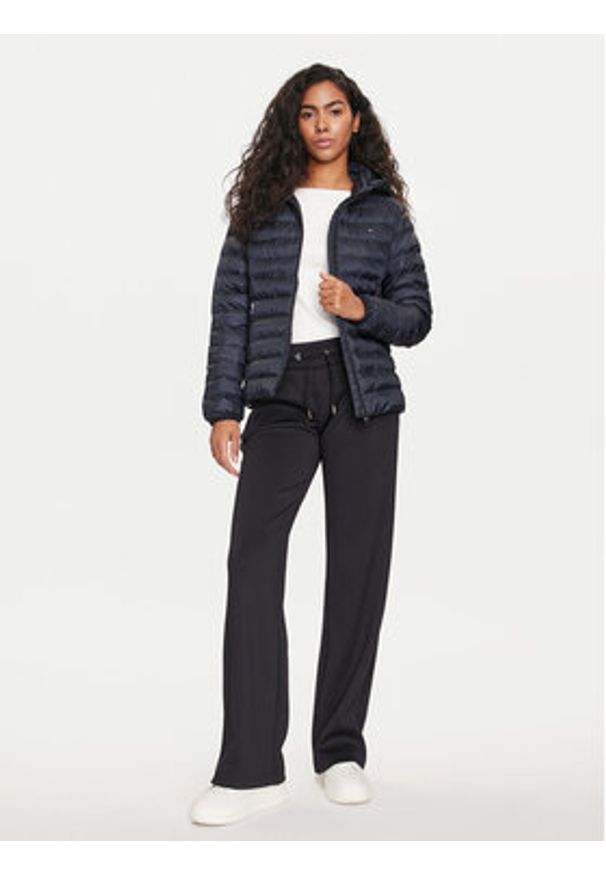 TOMMY HILFIGER - Tommy Hilfiger Kurtka przejściowa Global Stripe WW0WW42046 Granatowy Regular Fit. Kolor: niebieski. Materiał: syntetyk