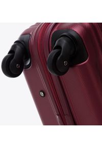 Wittchen - Duża walizka z zawieszką bordowa. Kolor: czerwony. Styl: wakacyjny #5