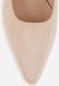 Born2be - Beżowe Czółenka Vices ze Skórzaną Wkładką i Metaliczną Wstawką Ediniela. Kolor: beżowy. Materiał: skóra. Obcas: na obcasie. Styl: elegancki. Wysokość obcasa: średni #9
