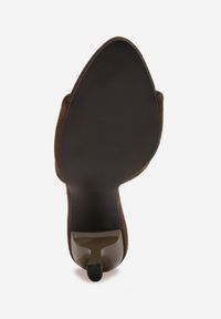 Renee - Zielone Klapki na Geometrycznej Szpilce z Wyciętą Cholewką Iolaris. Kolor: zielony. Wzór: geometria. Obcas: na obcasie. Wysokość obcasa: średni #6