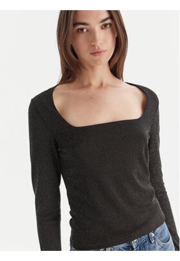 Vero Moda Bluzka Kanva 10336088 Czarny Regular Fit. Kolor: czarny. Materiał: syntetyk