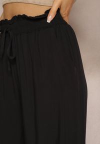Renee - Czarne Spodnie Palazzo High Waist z Bawełny Wykończone Gumką w Talii Nellsea. Okazja: na co dzień. Stan: podwyższony. Kolor: czarny. Materiał: bawełna. Styl: casual, elegancki #3