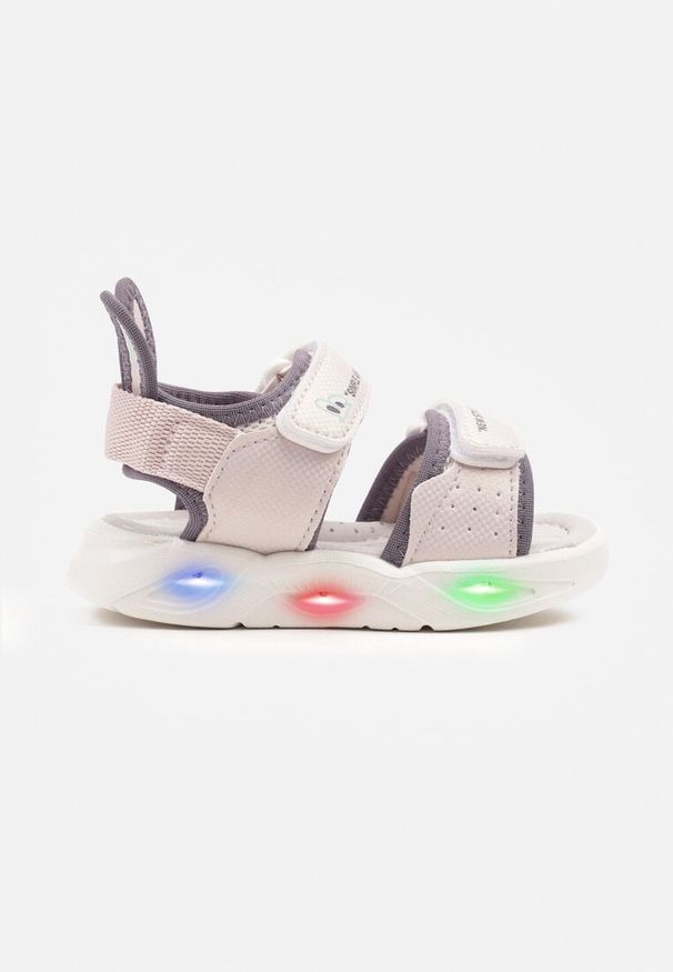 Born2be - Ciemnofioletowe Sportowe Sandały ze Skórzaną Wkładką Zdobione Motywem Królika i Podeszwą LED Rosariela. Okazja: na imprezę, na uczelnię, na urodziny. Zapięcie: rzepy. Kolor: fioletowy. Materiał: skóra. Wzór: aplikacja. Styl: sportowy