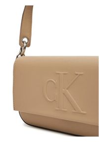 Calvin Klein Jeans Torebka Sculpted Flap Shoulder Pouch25 LV04K3148G Beżowy. Kolor: beżowy. Materiał: skórzane #3