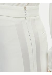 Elisabetta Franchi Spodnie materiałowe PA-184-62E2-V290 Biały Slim Fit. Kolor: biały. Materiał: syntetyk #5