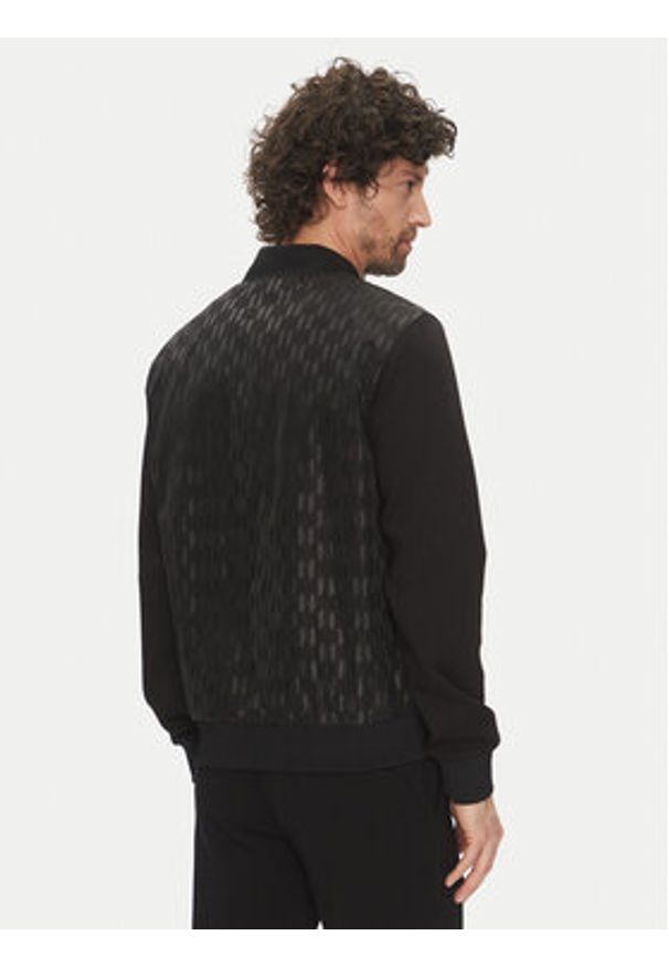 Karl Lagerfeld - KARL LAGERFELD Bluza 505064 552902 Czarny Regular Fit. Typ kołnierza: dekolt w karo. Kolor: czarny. Materiał: syntetyk