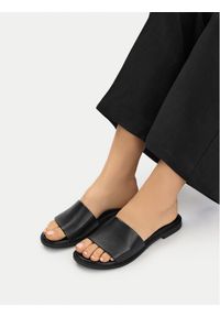 Lasocki Klapki CEO-EST-AFIONA-01 Czarny. Kolor: czarny. Materiał: skóra #1
