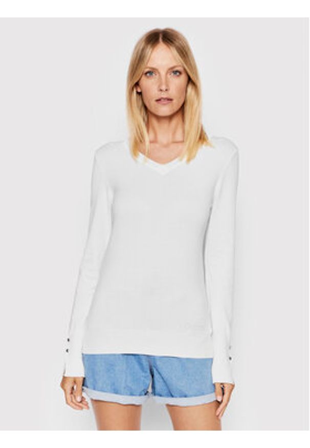 Guess Sweter W2YR31 Z2V62 Biały Regular Fit. Kolor: biały. Materiał: wiskoza